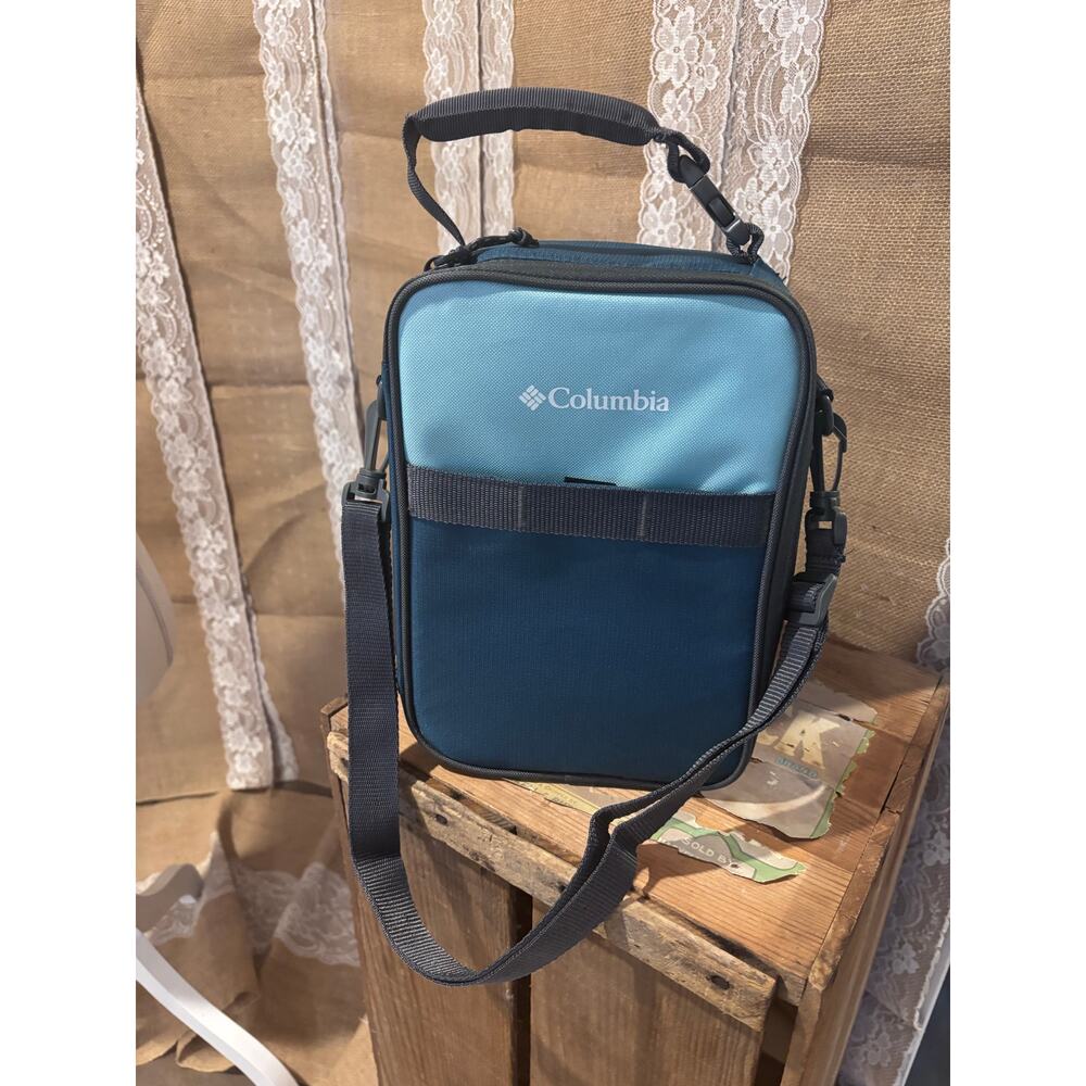 Columbia Northern Trek Upright Insulated Lunch Pack with HardBody Liner & Strap!